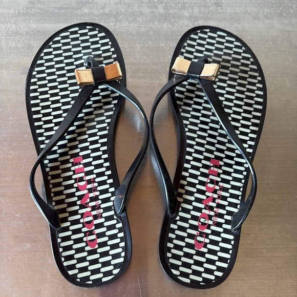 Coach Y2K Black and White Jelly Flip-Flops With Bow💕 - Picture 1 of 7